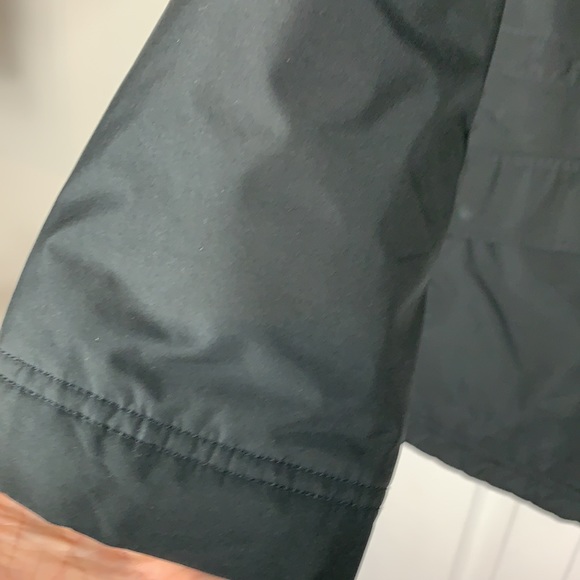 L.L.Bean ladies black Thinsulate hooded long sleeved winter jacket size Lg/XLg - Picture 3 of 12